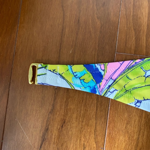 Victoria’s Secret bikinis tops 32B and bottom XS - Picture 9 of 12